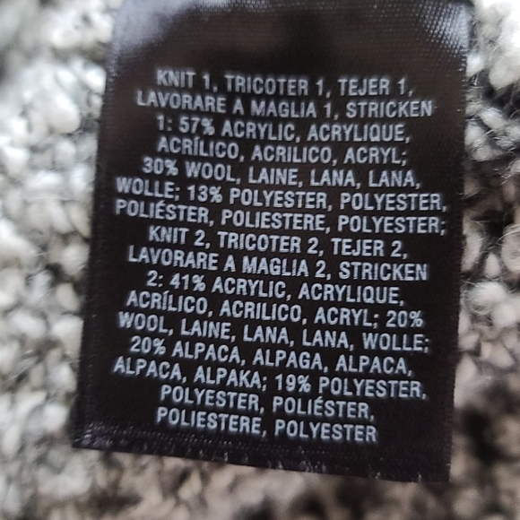 Anthropologie Angel of the North Boucle Wrap Sweater EUC - M - Picture 14 of 16